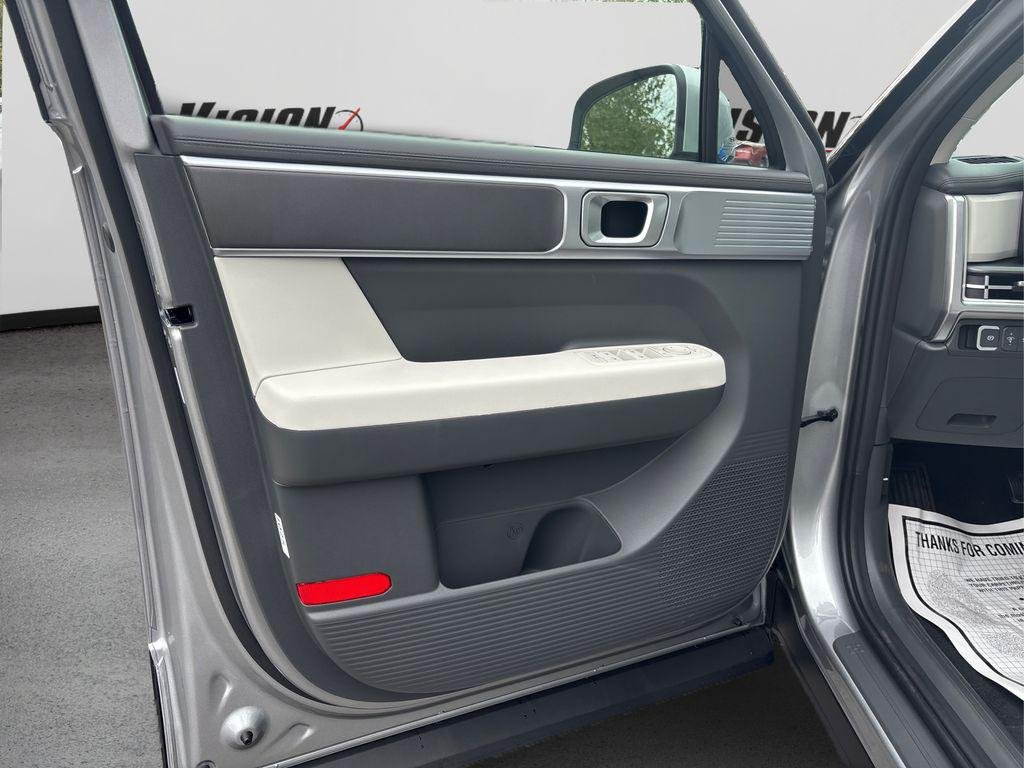 New 2026 Silver Hyundai SE image 15