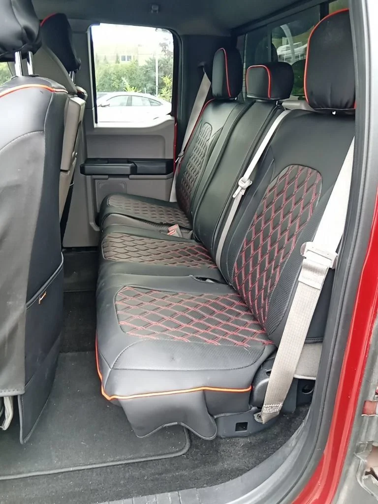 Used 2018 Ruby Red Ford XLT image 10