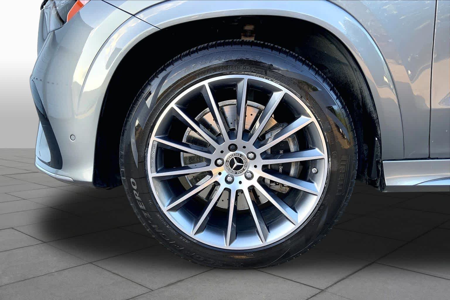 Used 2025 Selenite Grey Metallic Mercedes-Benz GLE 350 image 11