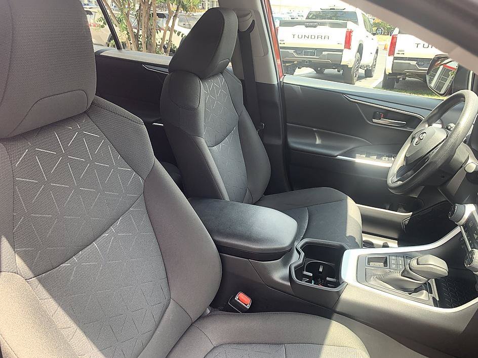 Used 2025 Ruby Flare Pearl Toyota XLE image 19