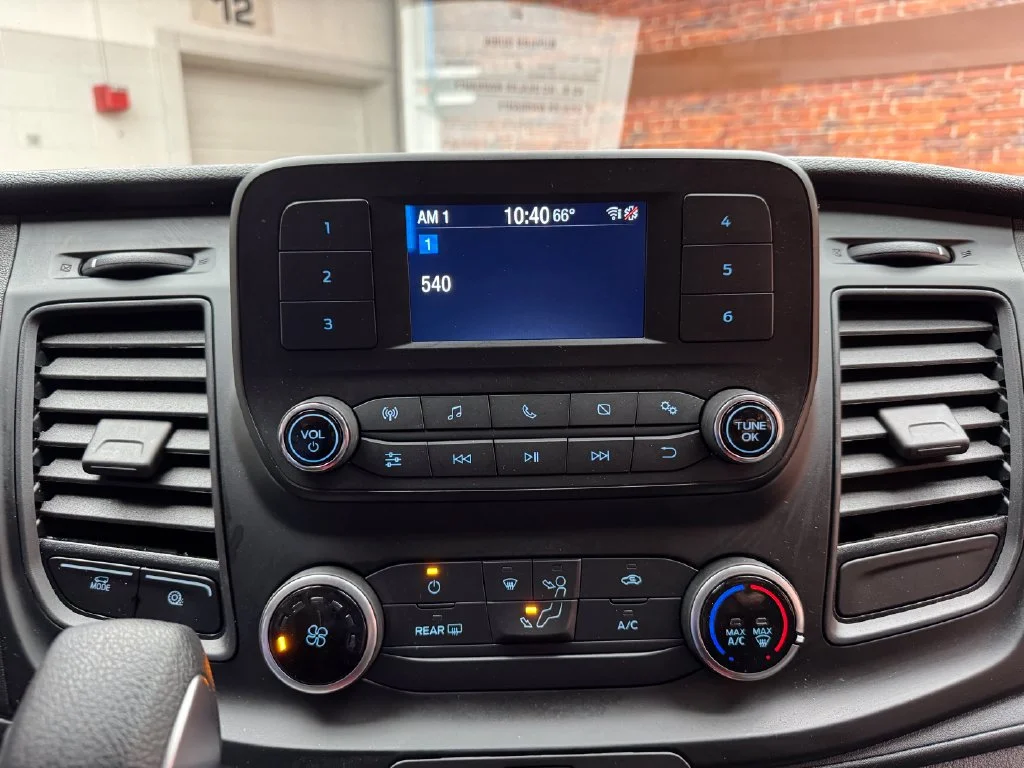 Certified Used 2025 Oxford White Ford Base image 20