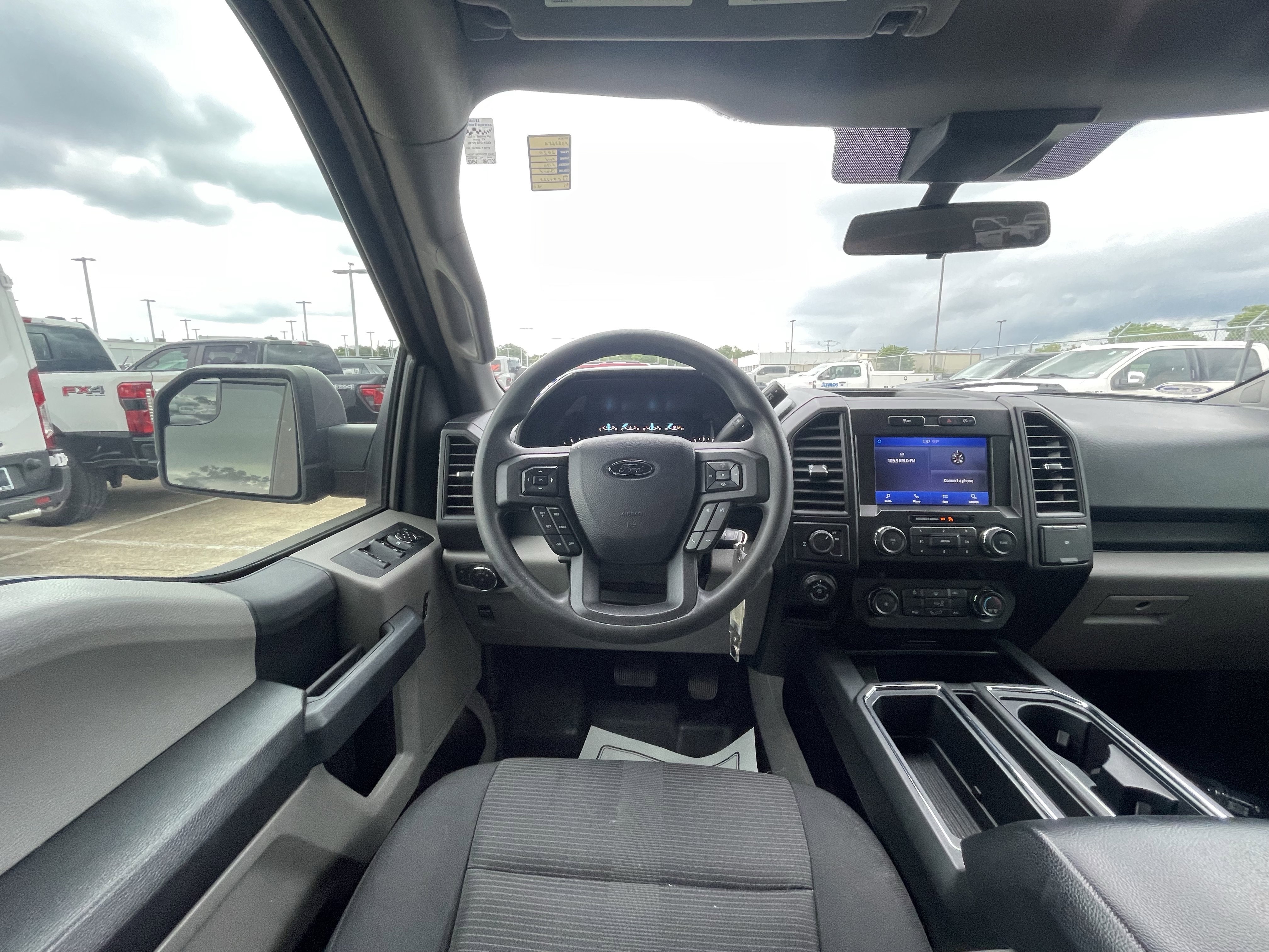 Used 2020 Black Metallic Ford XL image 5
