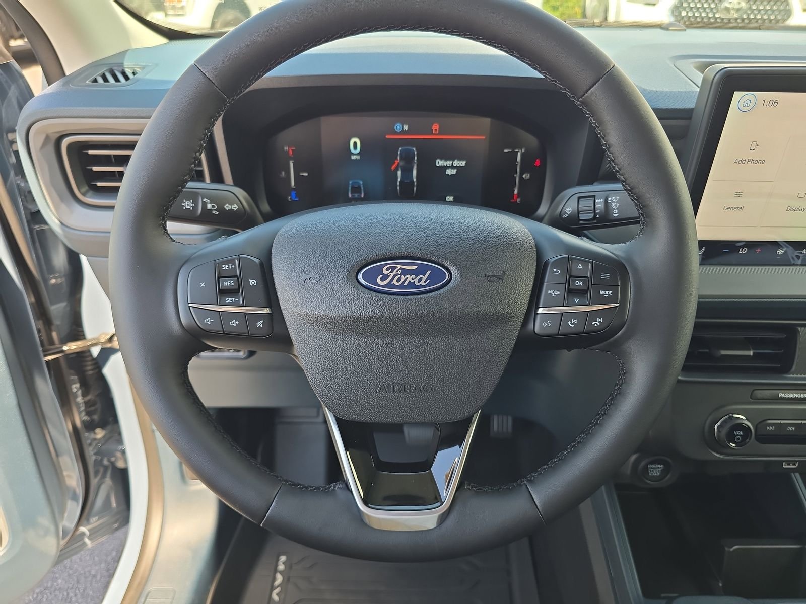 New 2025 Azure Gray Metallic Tri-Coat Ford XLT image 24