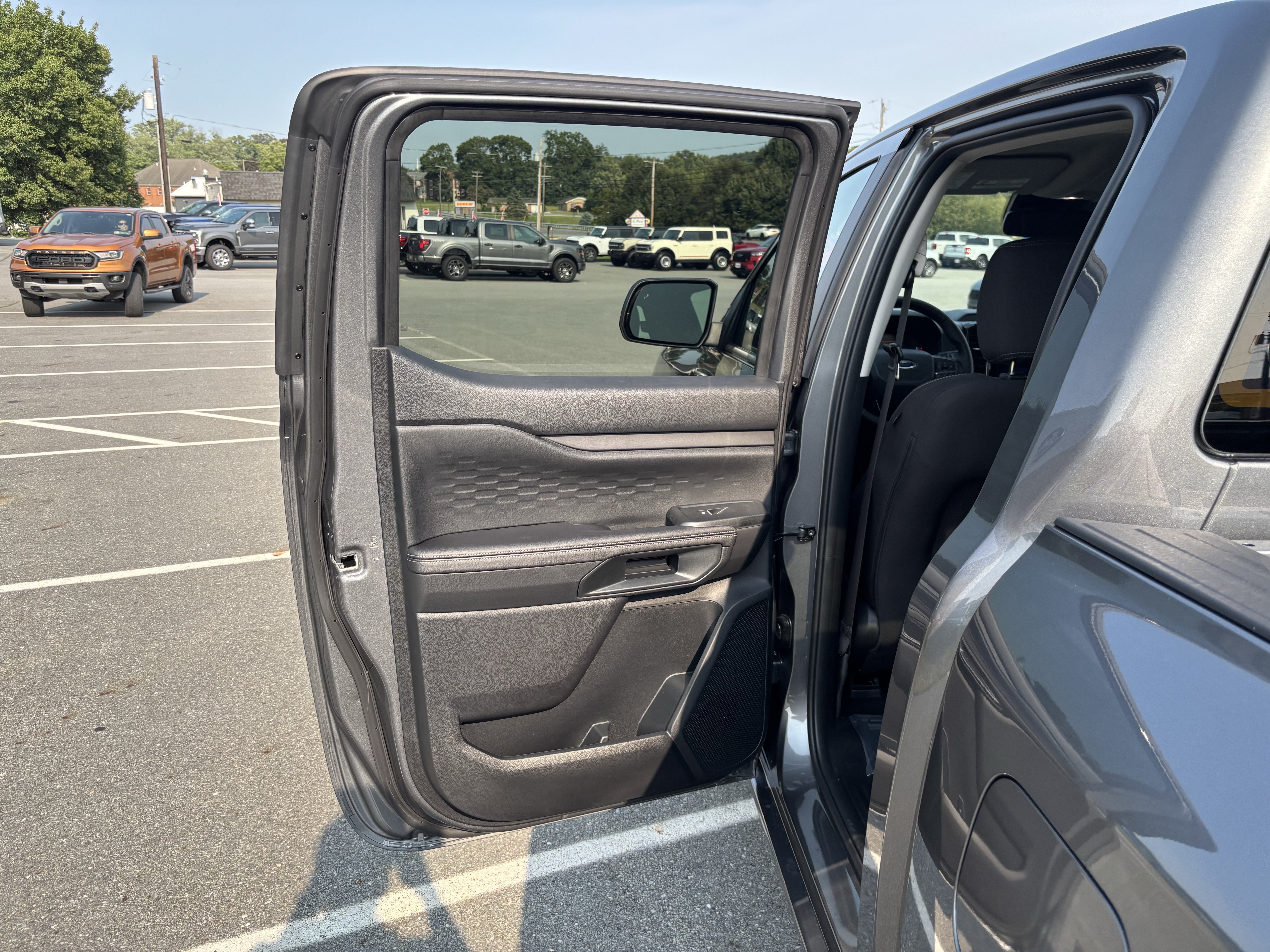 New 2026 Carbonized Gray Metallic Ford XLT image 30