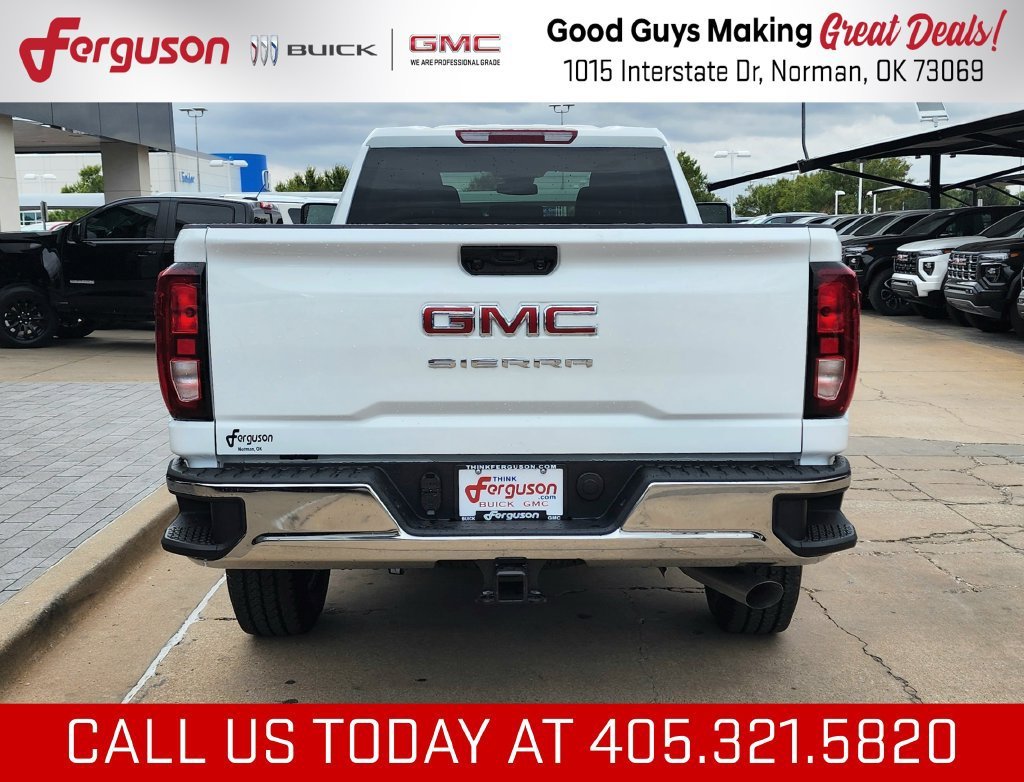 New 2026 Summit White GMC Pro image 4