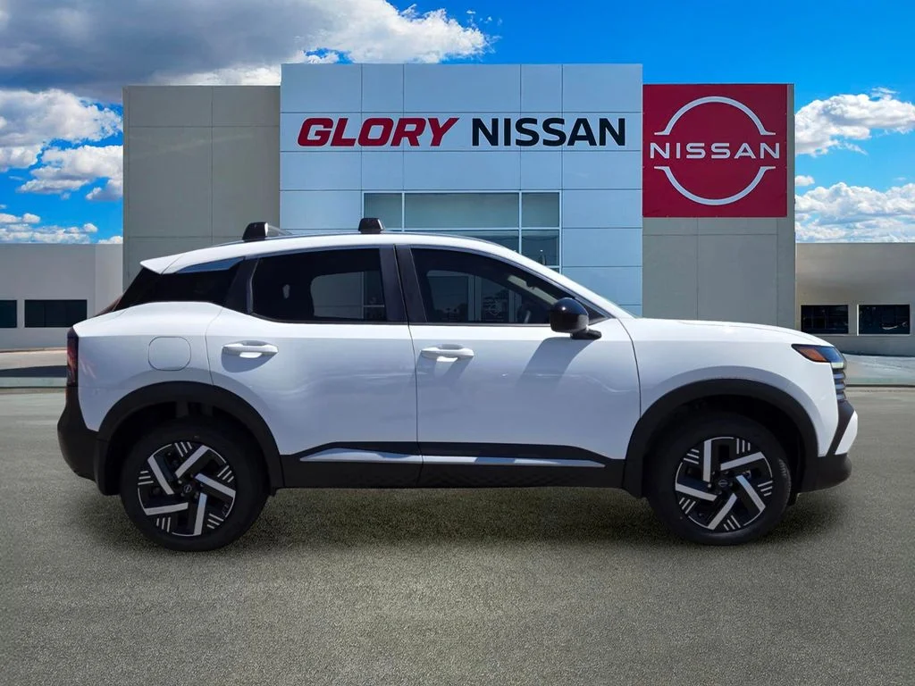 Used 2026 White Nissan SV image 4