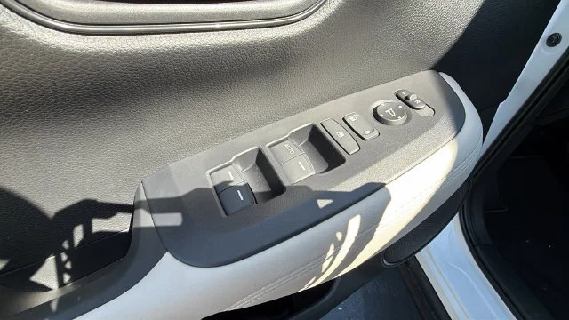 2026 Honda HR-V LX - Photo 20