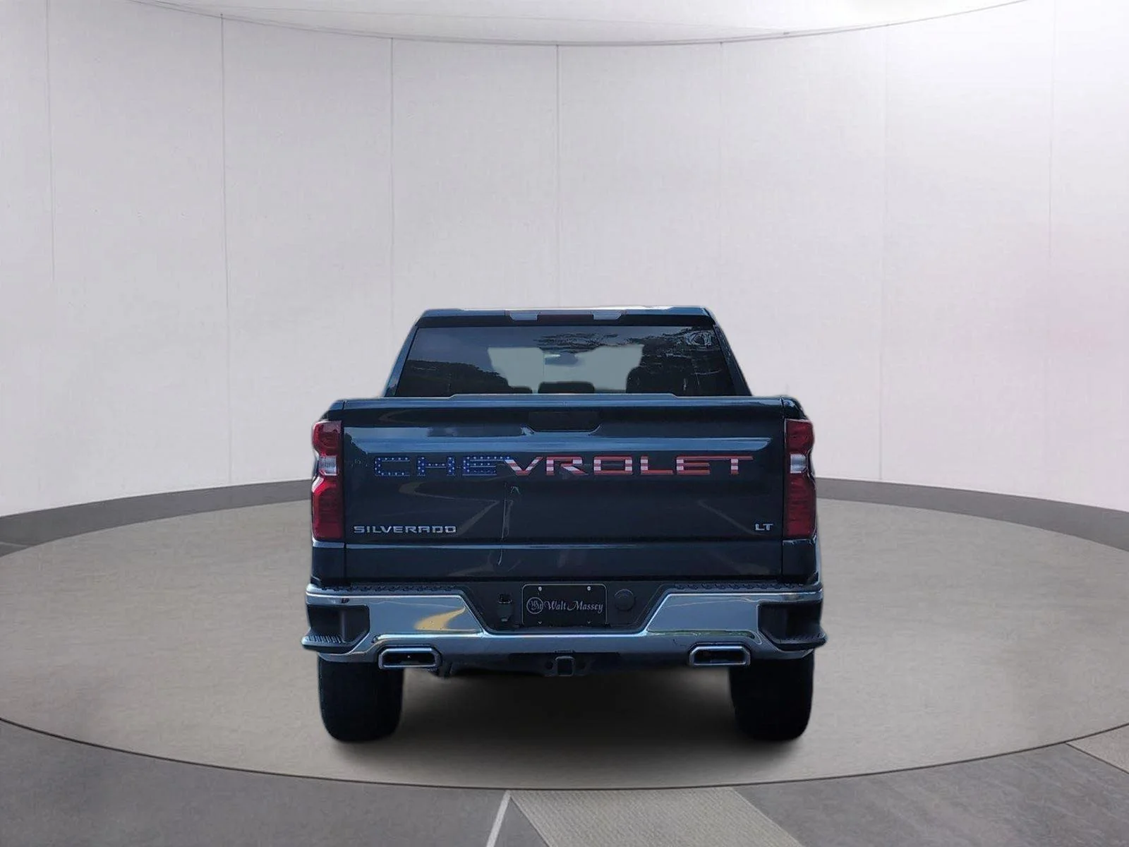Used 2022 Northsky Blue Metallic Chevrolet LT image 4
