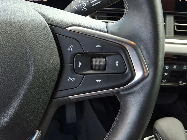 Used 2024 White Chevrolet LT image 22