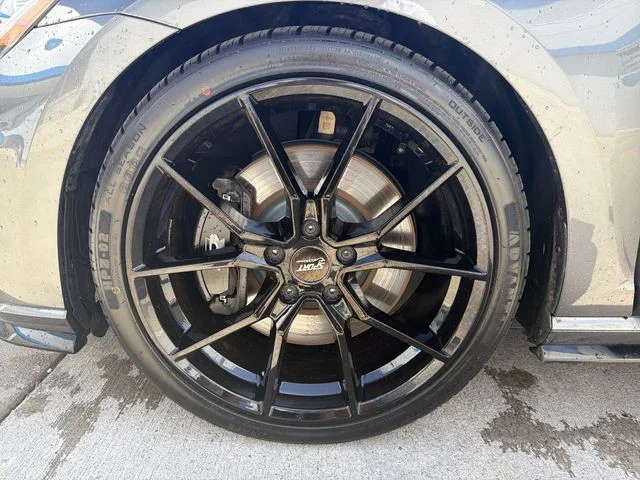 Used 2019 Gray Volkswagen DCC & Navigation 4Motion image 12