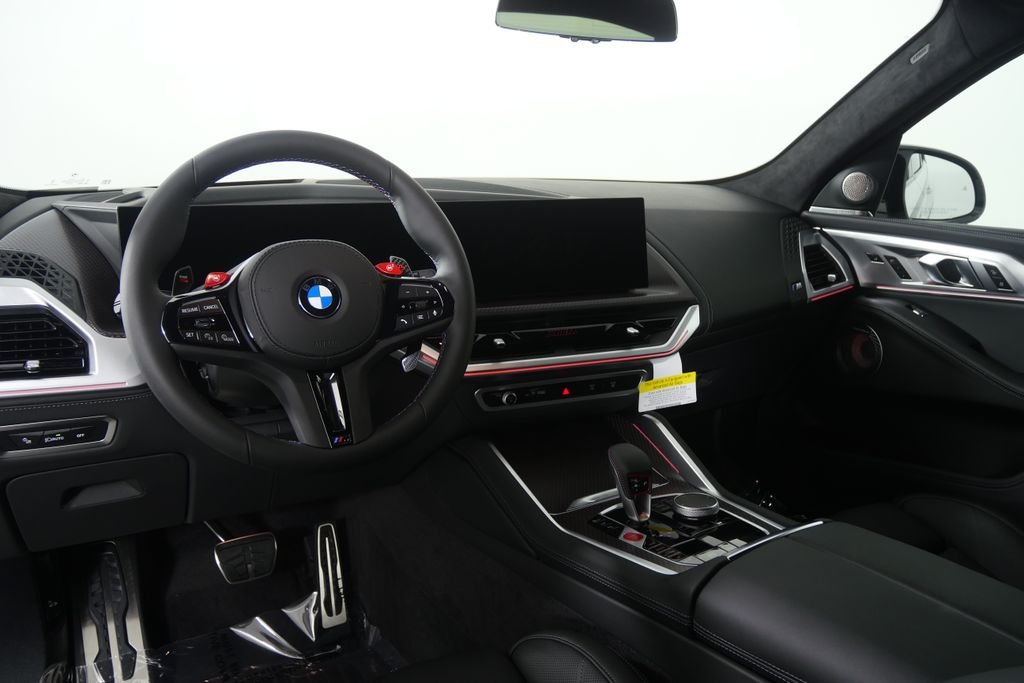 Used 2026 Mineral White Metallic BMW Label image 18