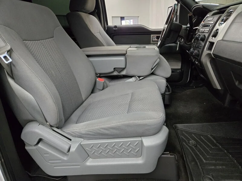 Used 2011 OXFORD WHITE Ford XLT image 10