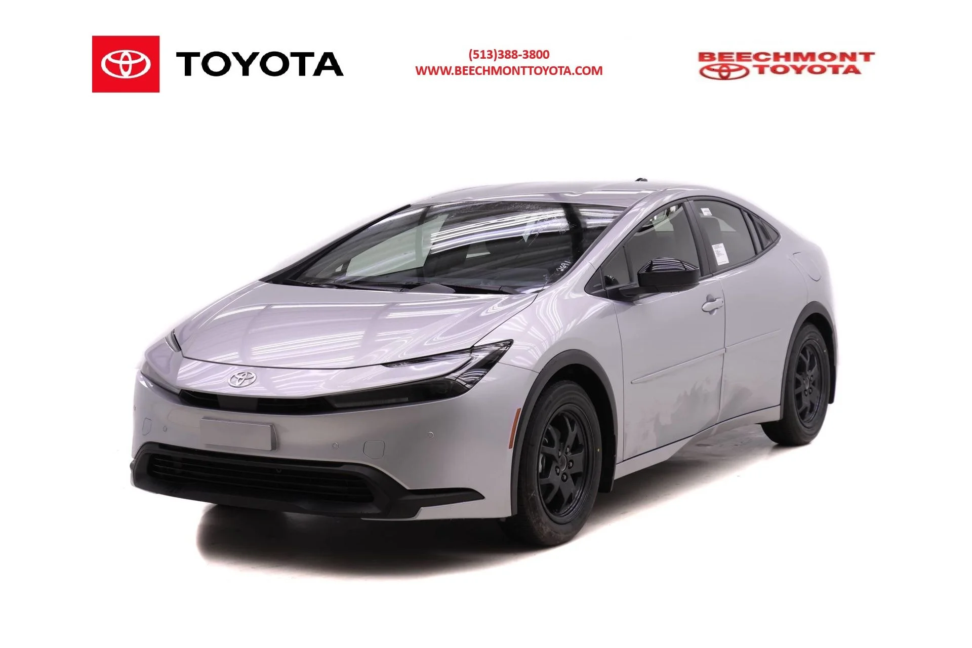 2026 Toyota Prius LE FWD's photo