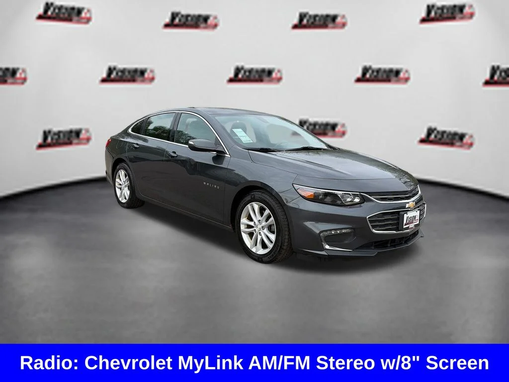 Used 2017 Gray Chevrolet LT image 5