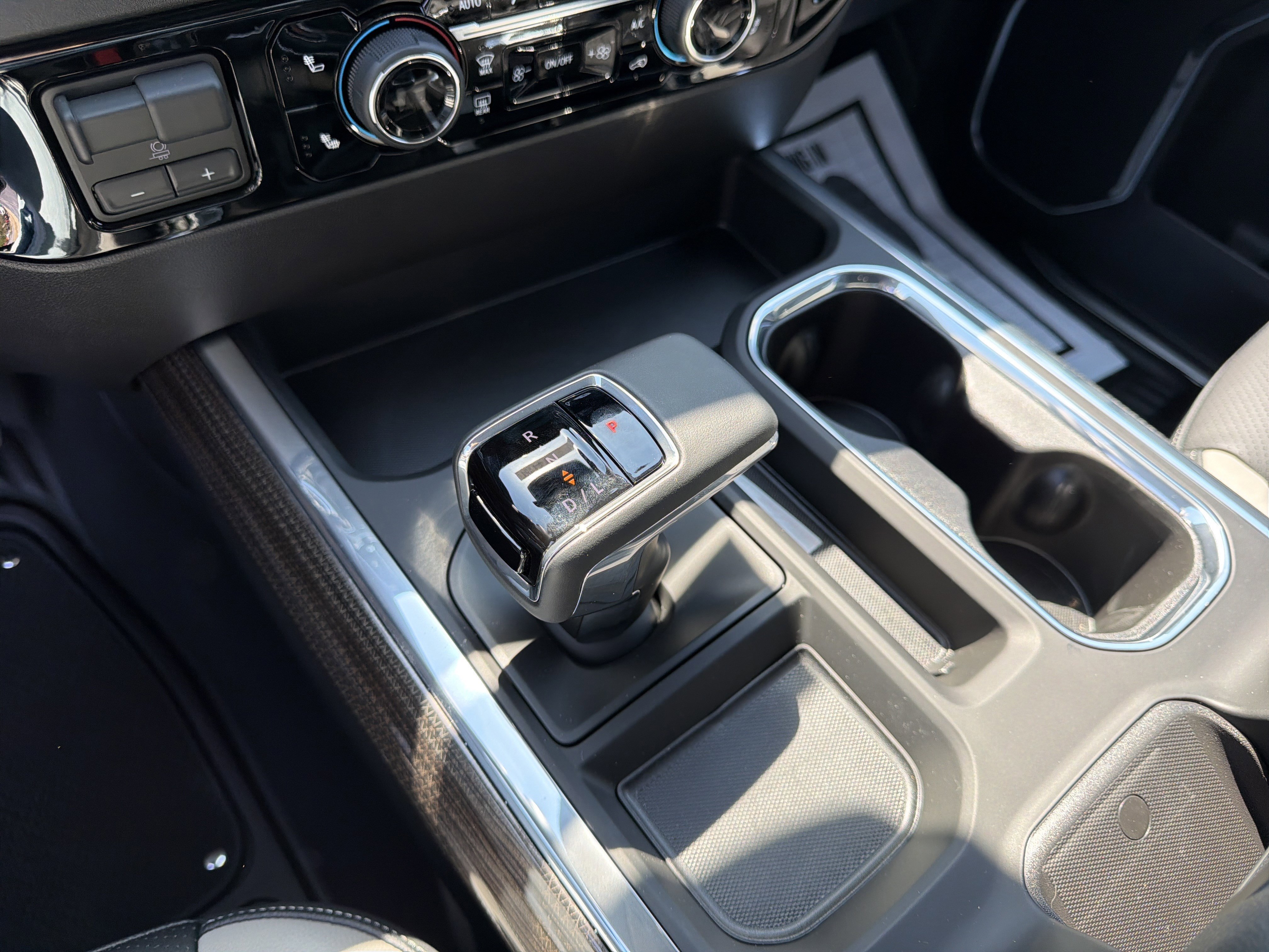 2025 Chevrolet Silverado 1500 RST - Photo 28