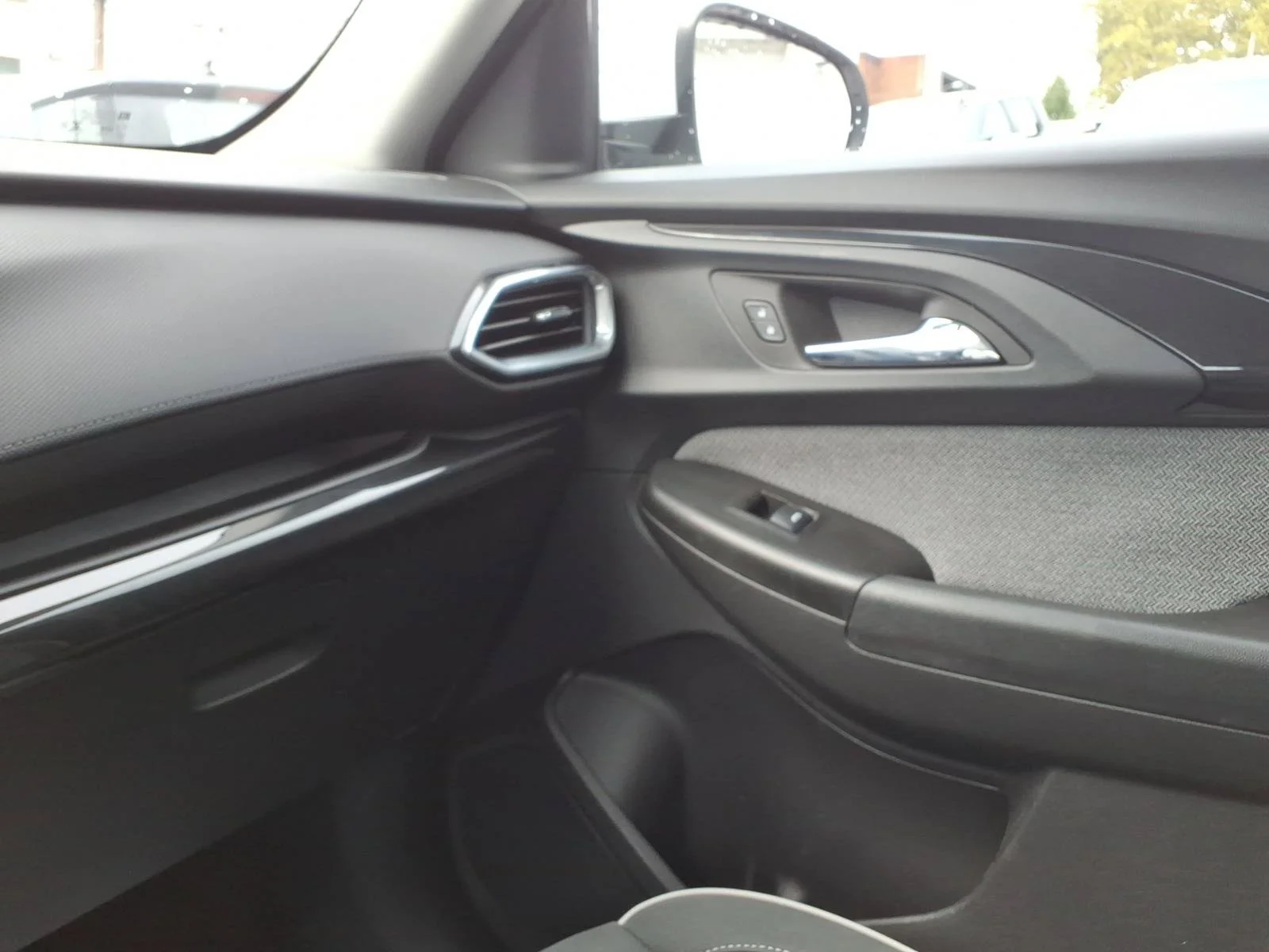 Certified Used 2022 Summit White Chevrolet LT image 27