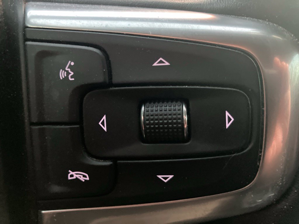 Used 2020 Silver Chevrolet LT image 15