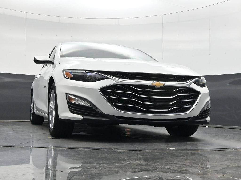 Used 2023 White Chevrolet LT image 48