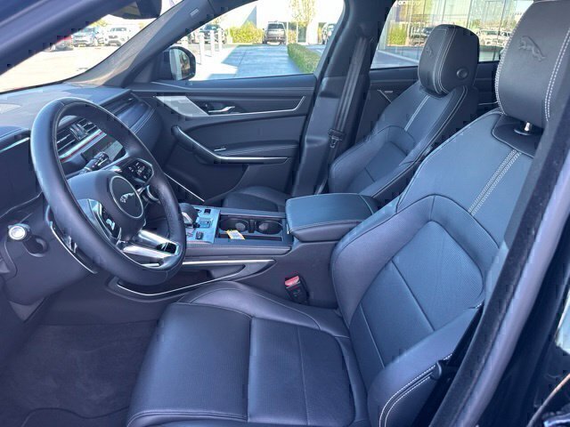 Used 2026 Black Jaguar P250 R-Dynamic S image 9