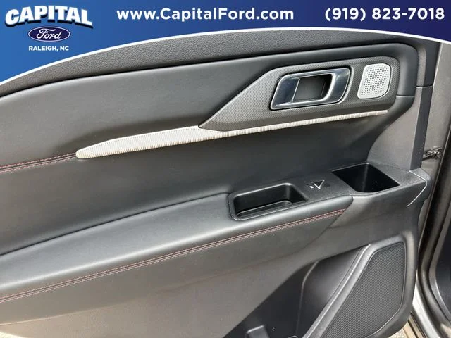 Used 2025 Gray Ford ST image 17