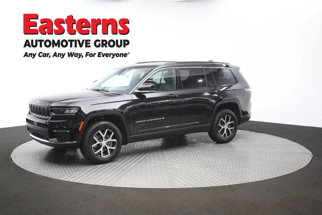 Used 2024 Black Jeep Limited image 59