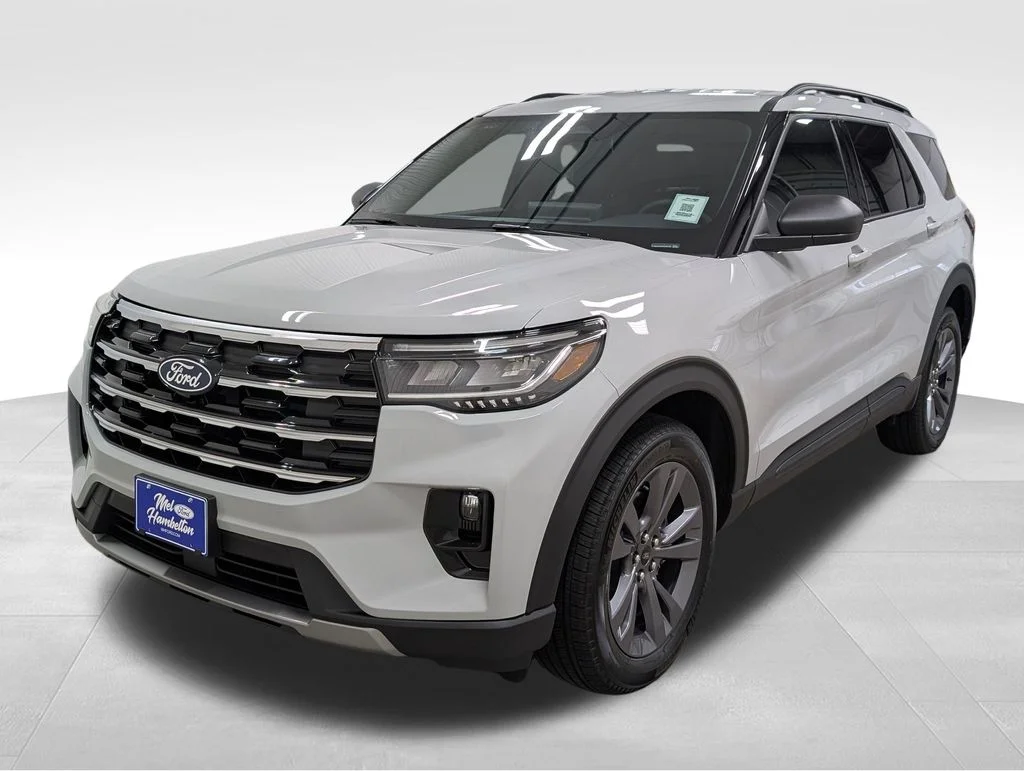 New 2027 Avalanche Gray Ford Active image 17