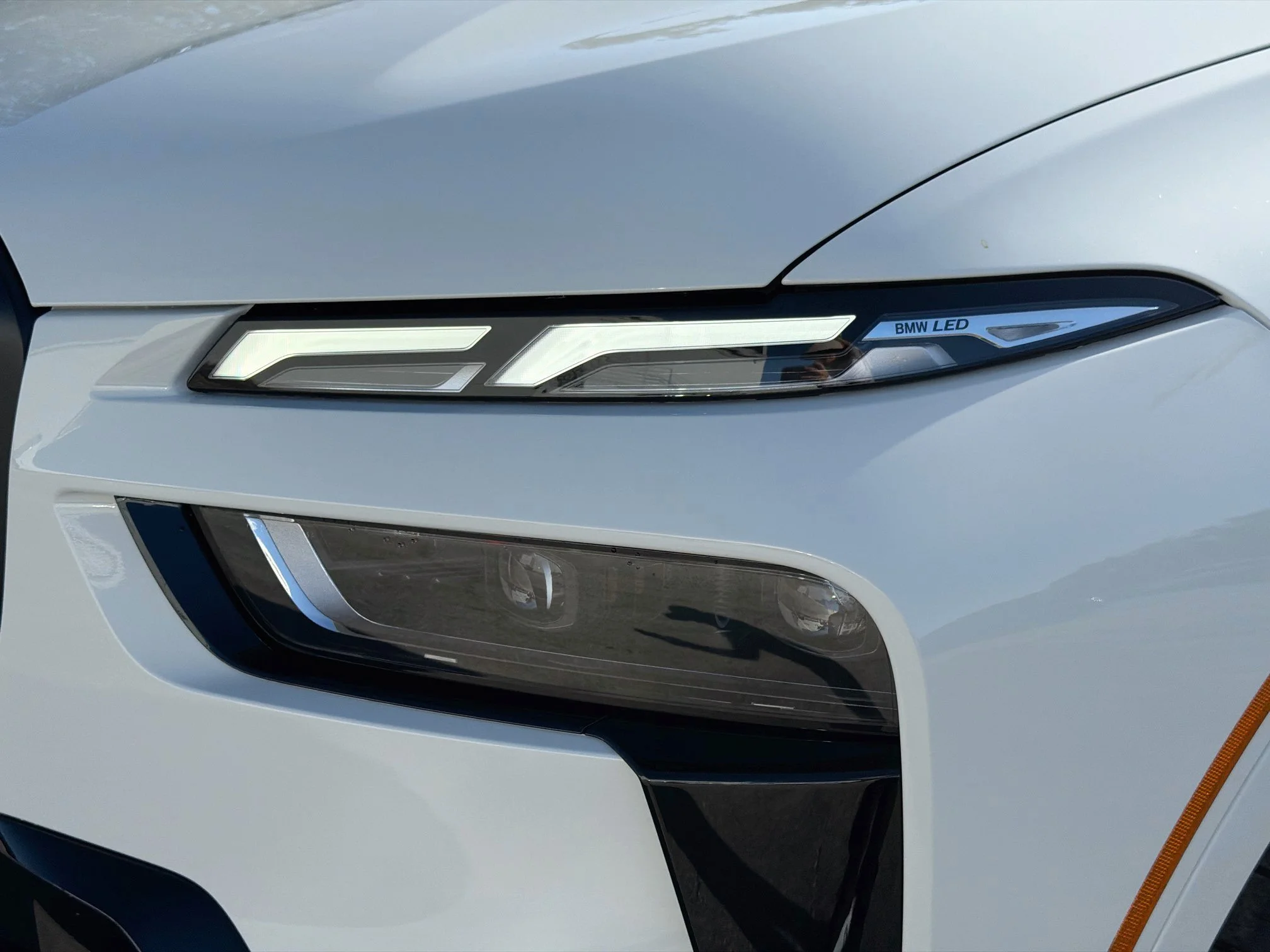 New 2027 Alpine White BMW xDrive40i image 9