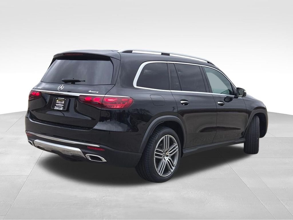 Used 2025  Mercedes-Benz GLS 450 image 12