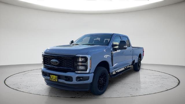 New 2026 Glacier Gray Metallic Tri-Coat Ford F-350® Lariat® image 21