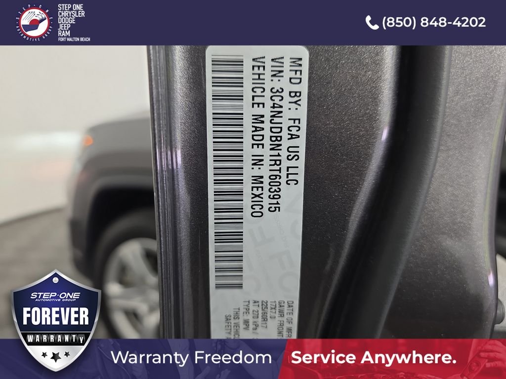 Used 2024 Gray Jeep Latitude image 37