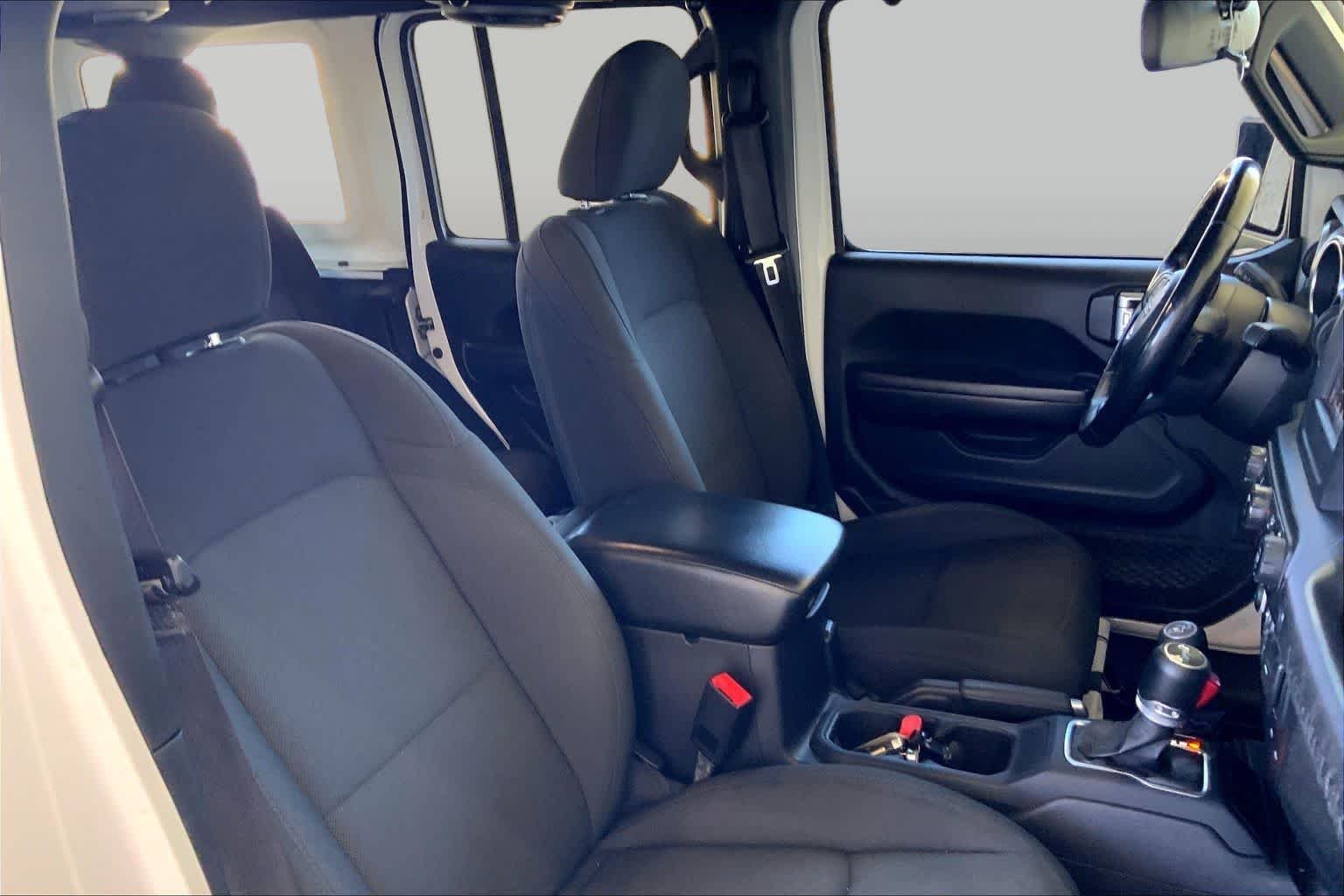 Used 2020 Bright White Clearcoat Jeep Willys Sport image 9