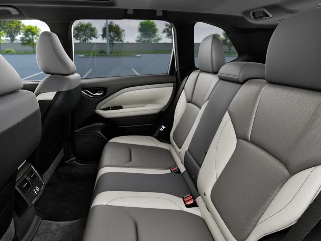 New 2026 CRYSTAL WHITE PEARL Subaru Limited image 16