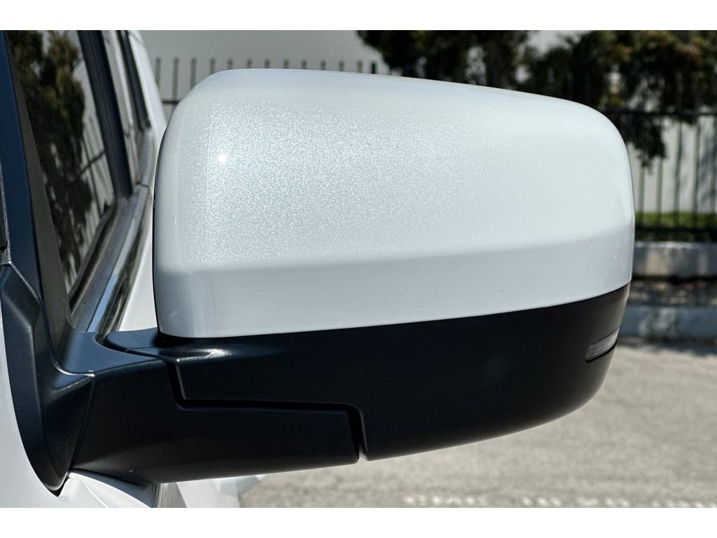 Used 2025 Platinum White Pearl Honda Touring image 57