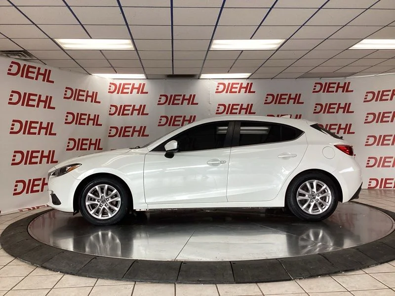 Used 2016 White Mazda i Grand Touring image 4