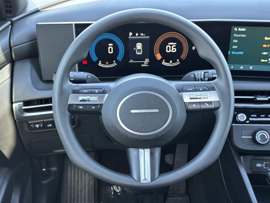 2025 Hyundai Santa Cruz SE - Photo 8