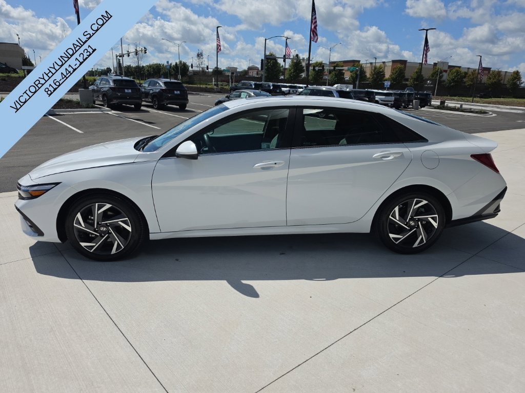 Used 2025 Hyundai Elantra SEL with VIN KMHLS4DG1SU893650 for sale in Kansas City