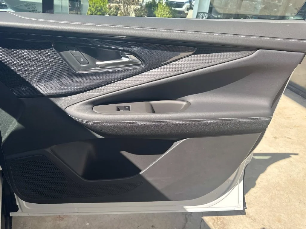 2025 Chevrolet Blazer EV LT - Photo 27