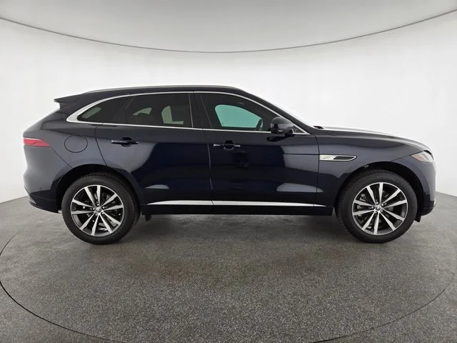 2026 Jaguar F-Pace R-Dynamic S - Photo 6