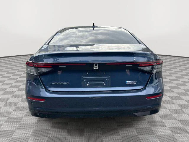 Used 2023 Canyon River Blue Metallic Honda Touring image 4