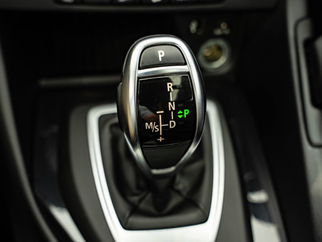 Used 2014 Alpine White BMW xDrive28i image 35
