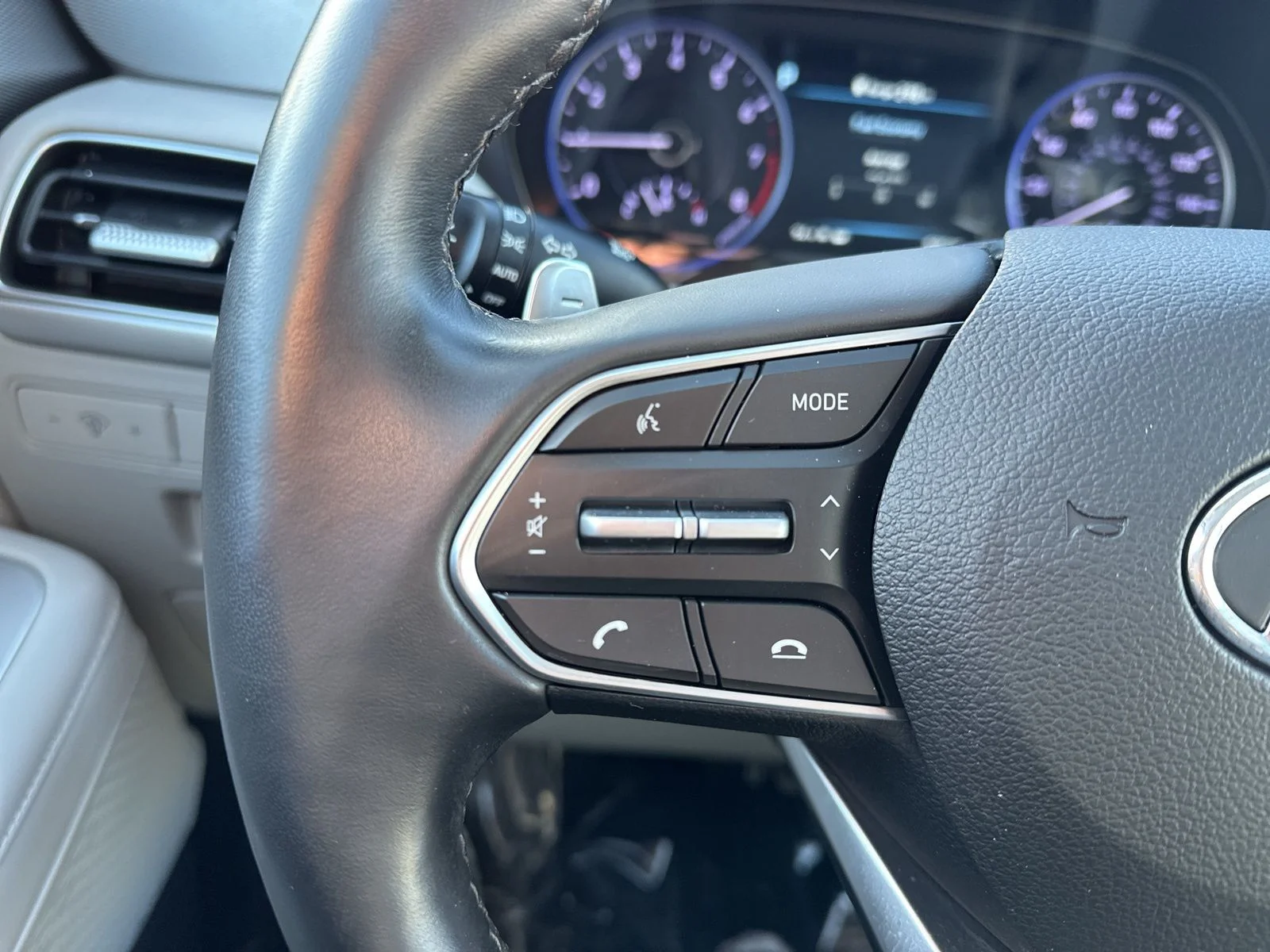 Used 2021 White Hyundai SEL image 48
