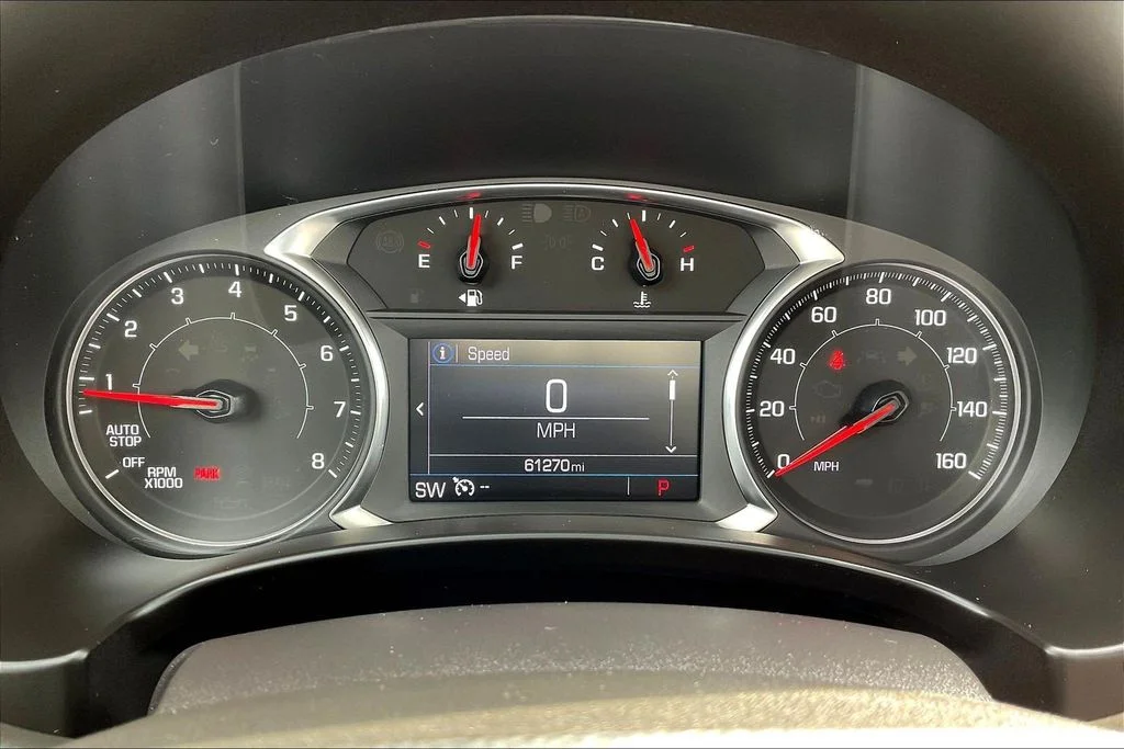 Used 2024 Silver GMC SLE image 16