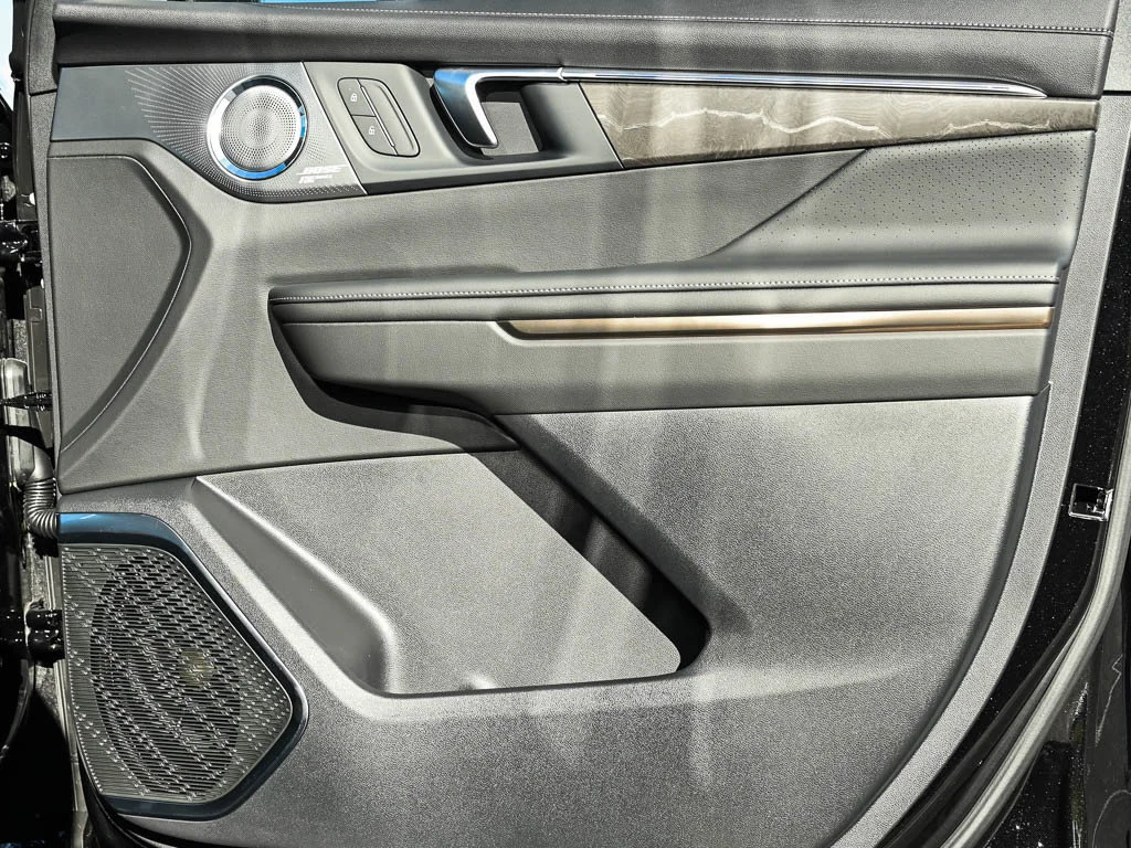 New 2026 Ocean Blue Metallic Buick Avenir image 10