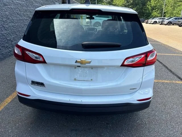 Used 2019 Summit White Chevrolet LS image 6