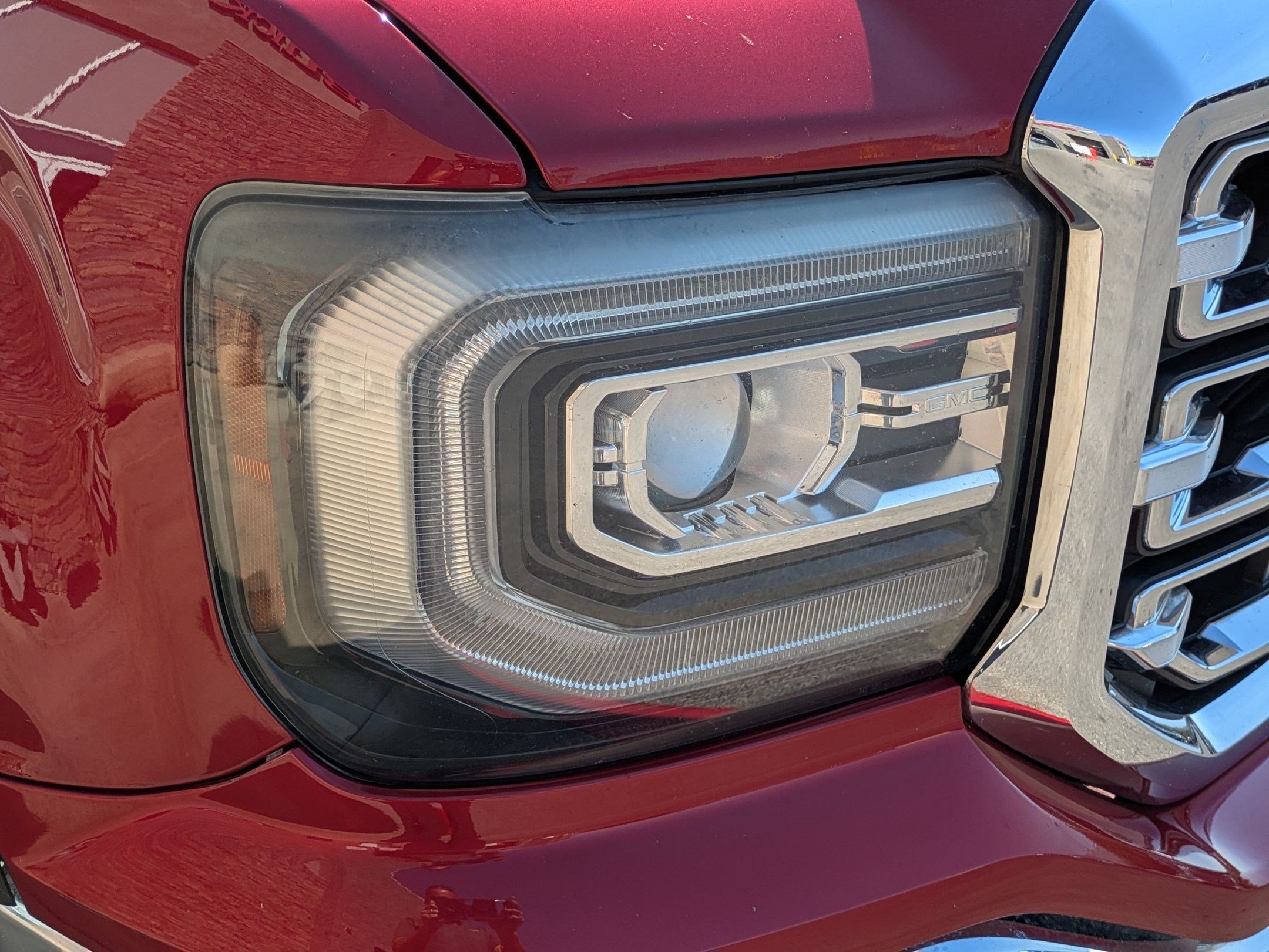 Used 2018 Red Quartz Tintcoat GMC SLT image 11