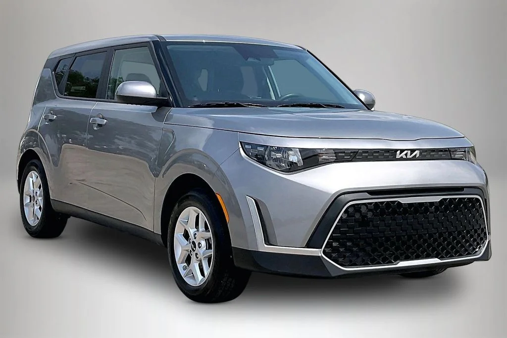 Used 2025 Gray Kia LX image 1
