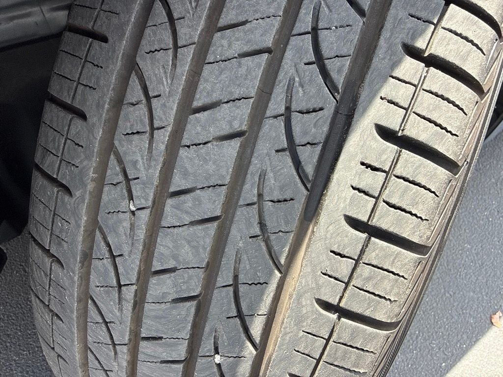 Certified Used 2024  Toyota LE image 15