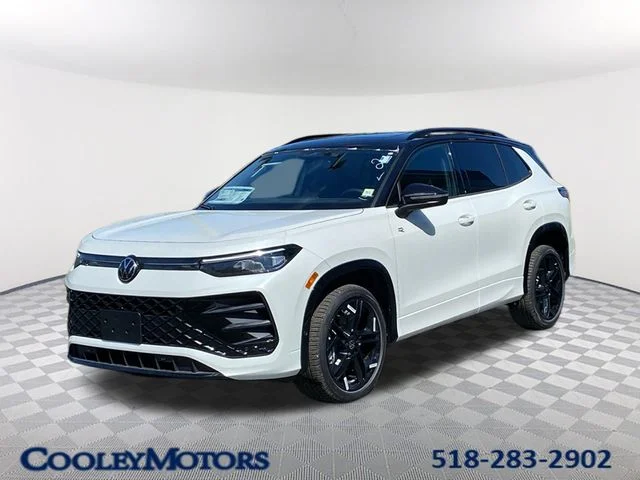 2026 Volkswagen Tiguan 2.0T SE R-Line Black