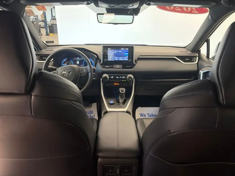 Used 2020 Silver Toyota XSE image 18