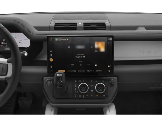 New 2026 Woolstone Green LAND ROVER X-Dynamic SE image 7